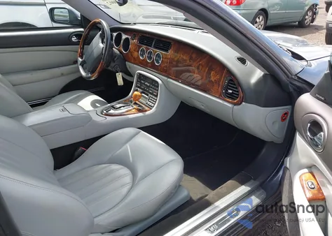 2005 Jaguar Xk8 из США, поврежденный, VIN SAJDA41C552A43201